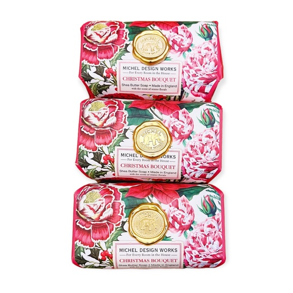 MICHEL DESIGN WORKS CHRISTMAS BOUQUET SOAP BAR 246G X3 - BRAND NEW - Picture 2 of 2
